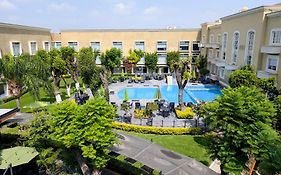 Plaza Camelinas Hotel 4*